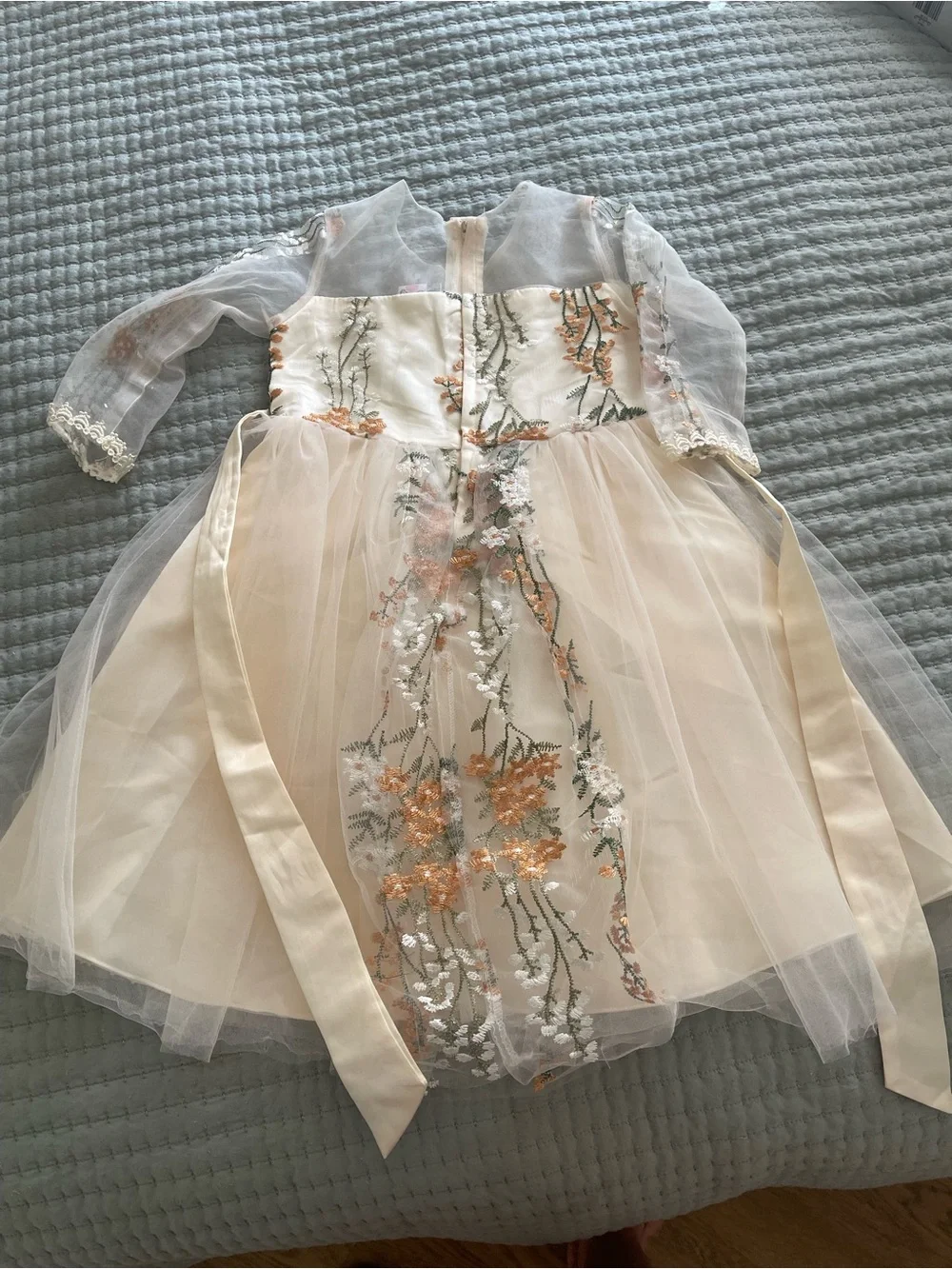 Girls' Ivory Floral Applique Tulle Formal Dress
